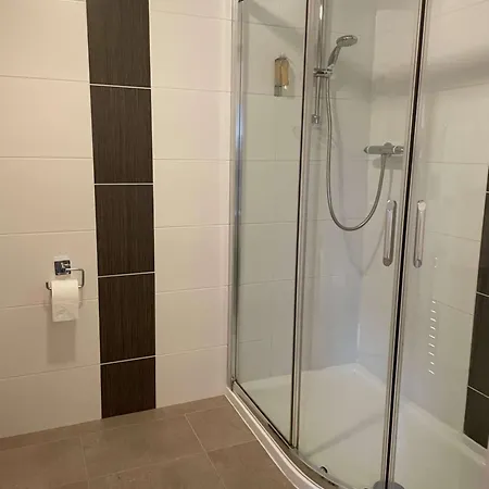 Hotel Oyo New 3*