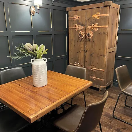 Oyo New Clapham (North Yorkshire)