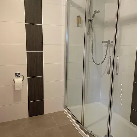 Hotel Oyo New 3*