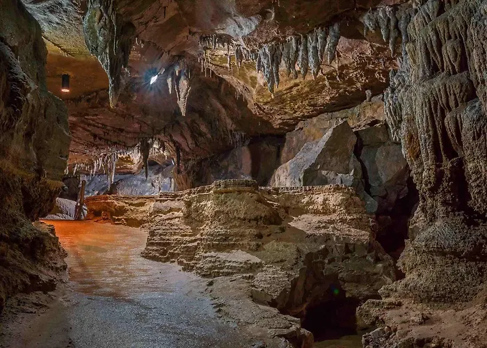 Hotel Oyo New Clapham (North Yorkshire)