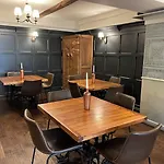 Oyo New Clapham (North Yorkshire)
