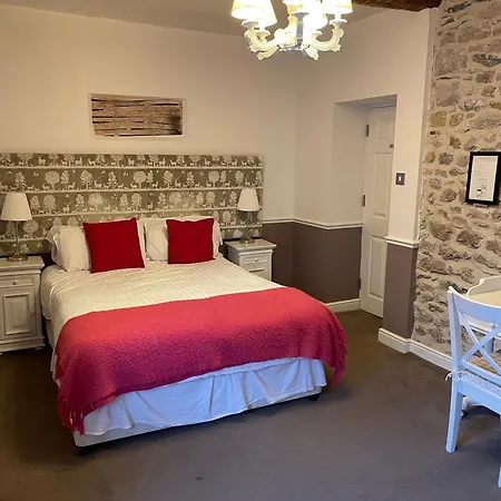 Oyo New 3* Clapham (North Yorkshire)